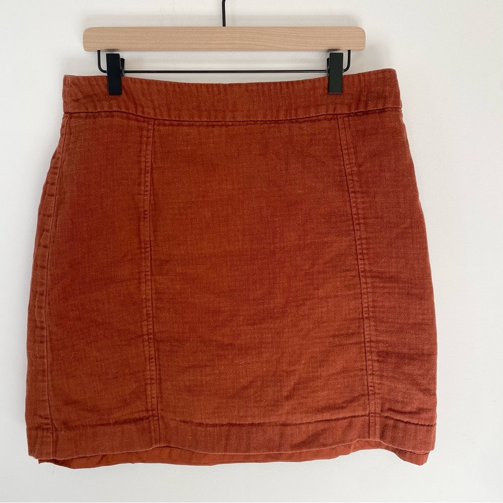 Ann Taylor textured rust mini skirt size 12